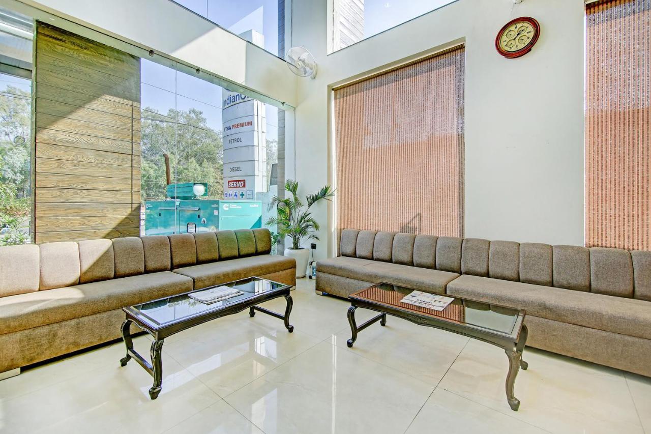 Fabhotel La Pearl Bhopal Bagian luar foto
