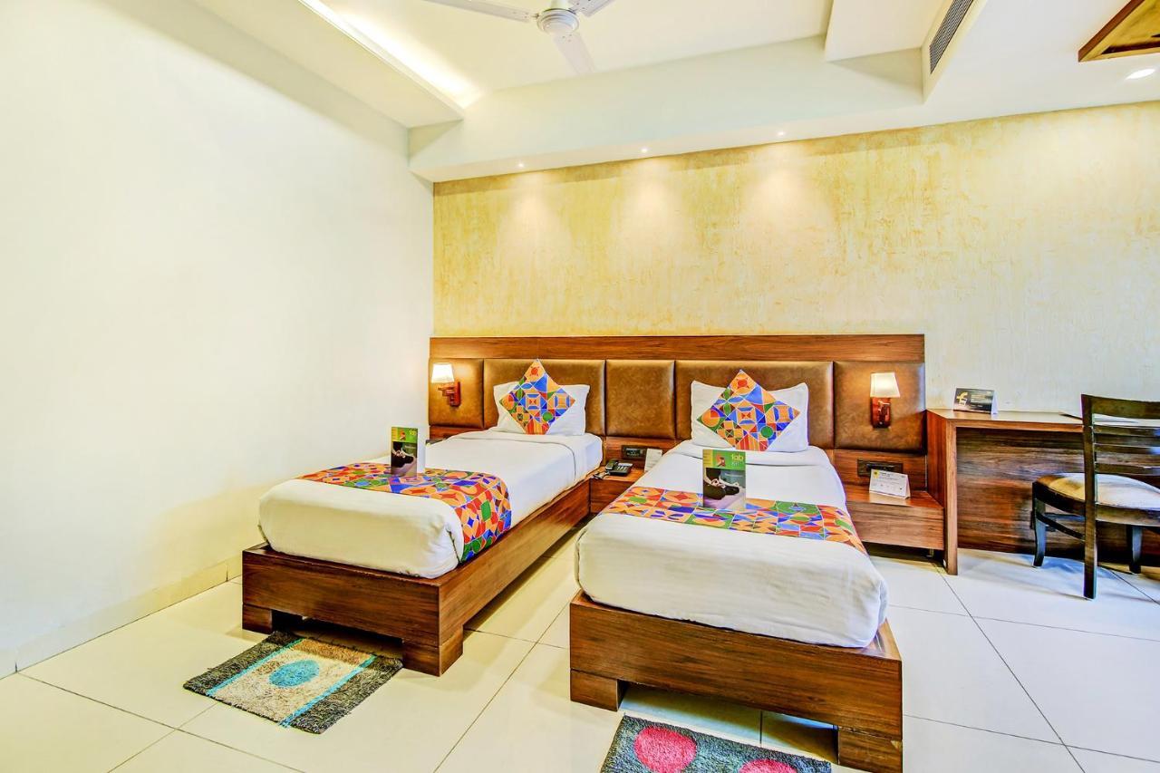 Fabhotel La Pearl Bhopal Bagian luar foto