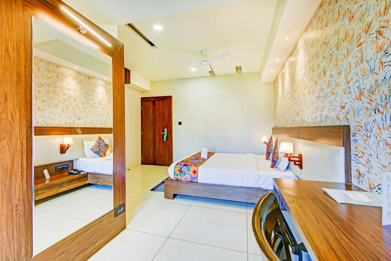 Fabhotel La Pearl Bhopal Bagian luar foto